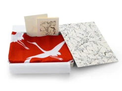 Geschenkset Chiyogami Mit Furoshiki Kuren M, Rot 17 Geschenkset Chiyogami Mit Furoshiki Kuren M, Rot -EisenKunst Verkäufe geschenkset chiyogami mit furoshiki kuren m rot 1