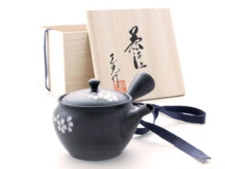 Japanische Teekanne Tokoname Sakura Mit Geschenkbox -EisenKunst Verkäufe japanische teekanne tokoname sakura mit geschenkbox 1