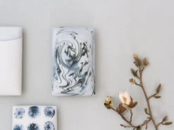 Japanische Vase Act/ Hallucination, Weiß -EisenKunst Verkäufe japanische vase act hallucination weiss 1